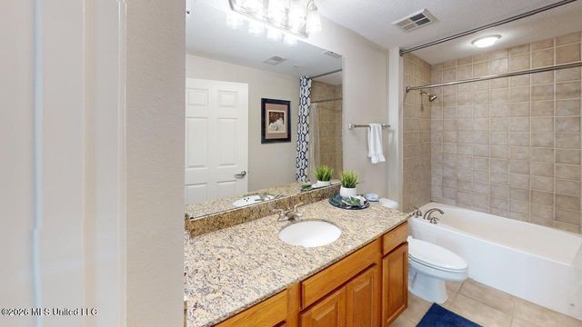 2228 Beach Drive, 404, Gulfport, MS 39507