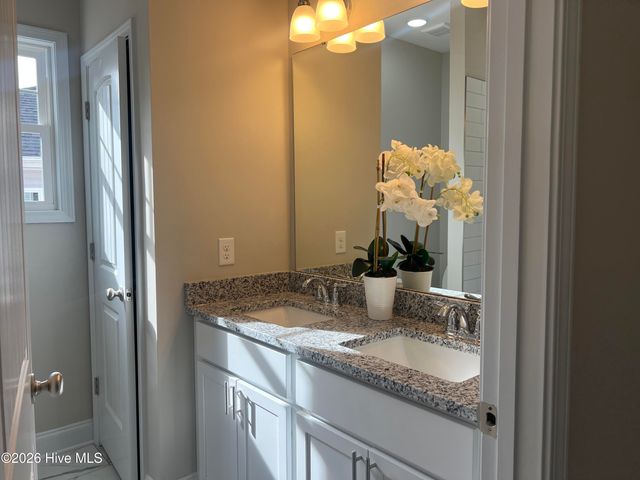 205 Holly Sands Loop, Holly Ridge, NC 28445