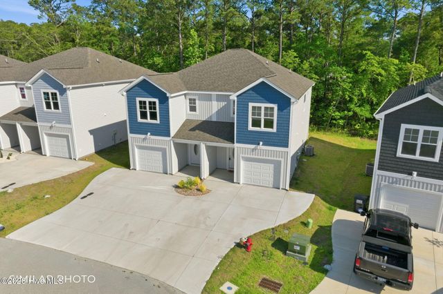 205 Holly Sands Loop, Holly Ridge, NC 28445