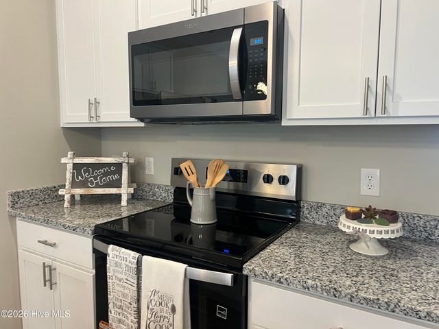 205 Holly Sands Loop, Holly Ridge, NC 28445