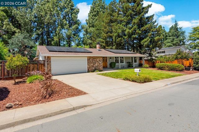 256 Mountaire Cir, Clayton, CA 94517