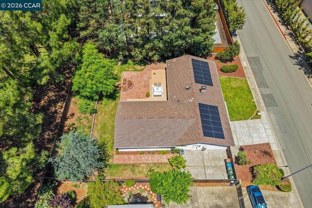 256 Mountaire Cir, Clayton, CA 94517