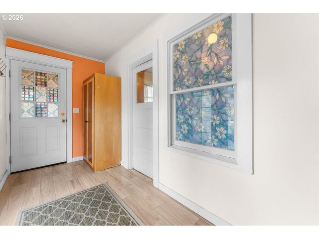 1818 ELM St, Forest Grove, OR 97116