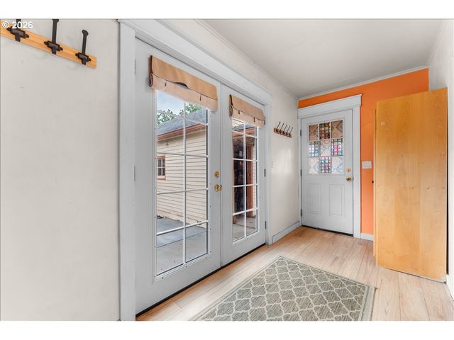 1818 ELM St, Forest Grove, OR 97116