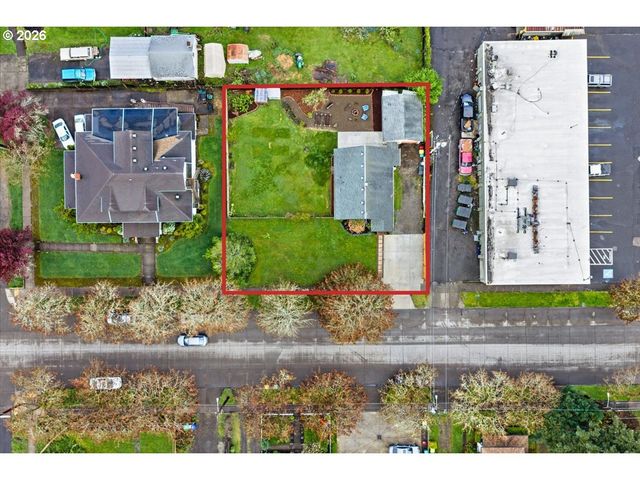 1818 ELM St, Forest Grove, OR 97116
