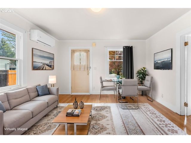1818 ELM St, Forest Grove, OR 97116