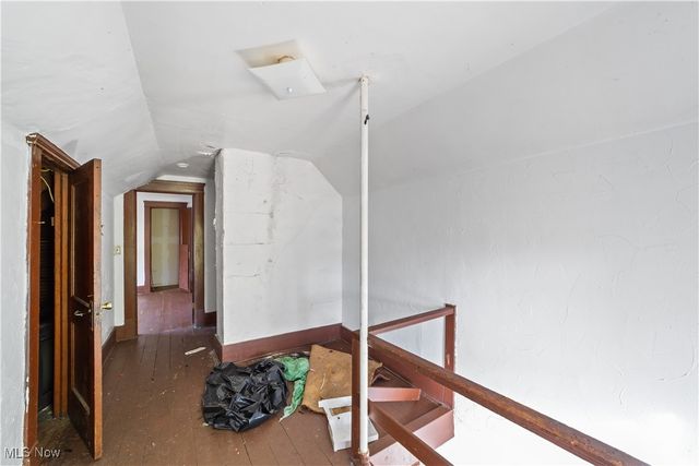 911 W 9th Street, Lorain, OH 44052