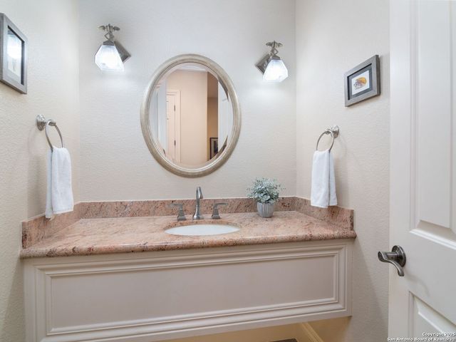 31 Stratton, San Antonio, TX 78257