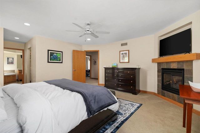 1411 Willow Trail, Middleton, WI 53562
