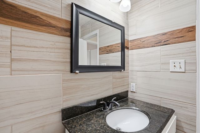 4101 Esters Road 101, Irving, TX 75038