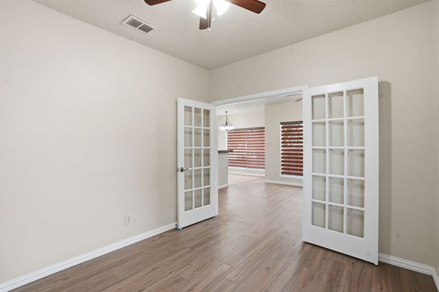 4101 Esters Road 101, Irving, TX 75038