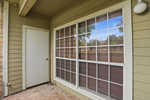 4101 Esters Road 101, Irving, TX 75038