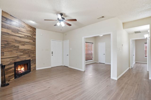 4101 Esters Road 101, Irving, TX 75038
