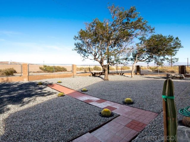 59825 Calle De Las Flores, Palm Springs, CA 92262