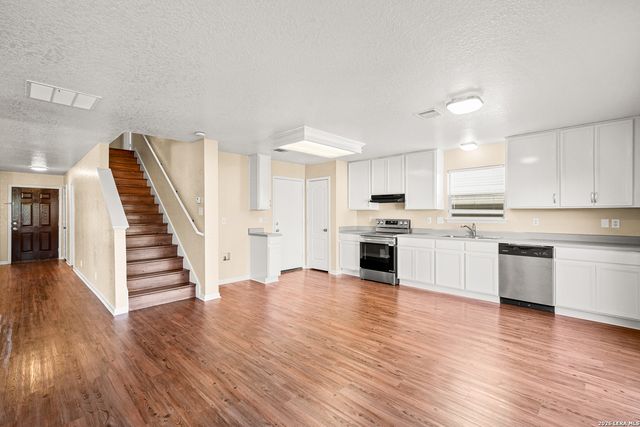 1426 Range Finder, San Antonio, TX 78245