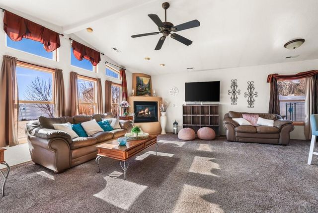 37 Tierra Casa Dr, Pueblo, CO 81005