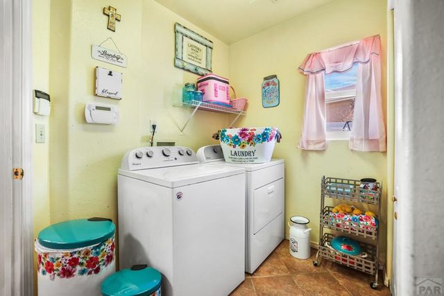 37 Tierra Casa Dr, Pueblo, CO 81005