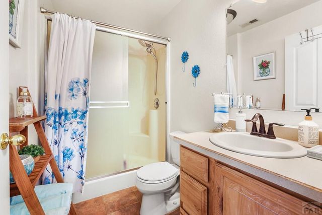 37 Tierra Casa Dr, Pueblo, CO 81005