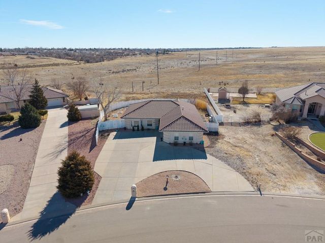 37 Tierra Casa Dr, Pueblo, CO 81005