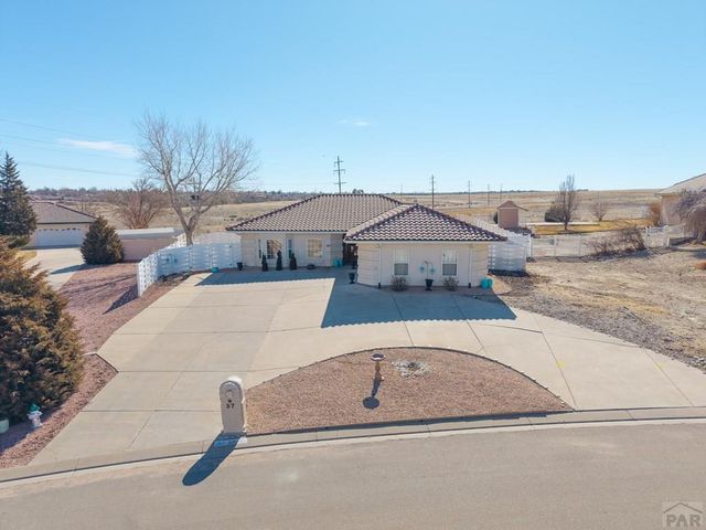 37 Tierra Casa Dr, Pueblo, CO 81005