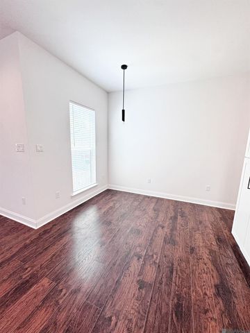 3120 Live Oak St, New Orleans, LA 70118