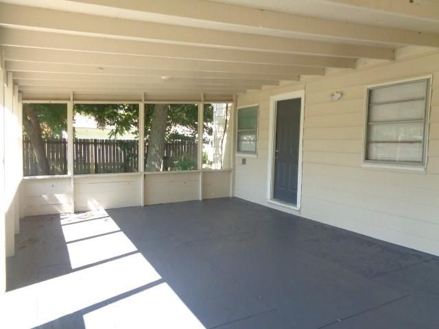 510 Massey Tompkins Road, Baytown, TX 77521