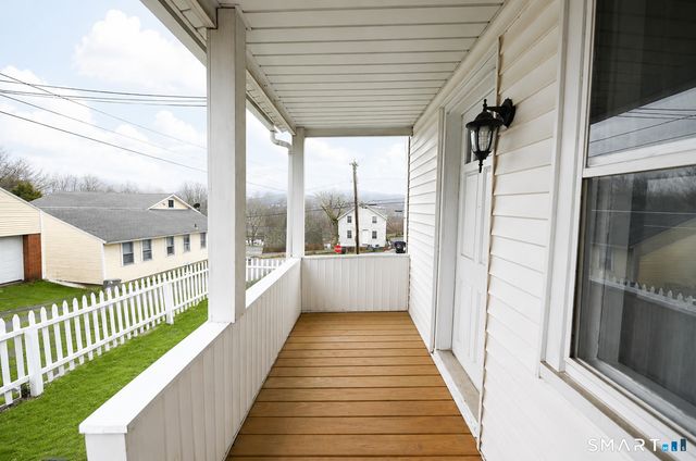 10 Washington Street, Derby, CT 06418