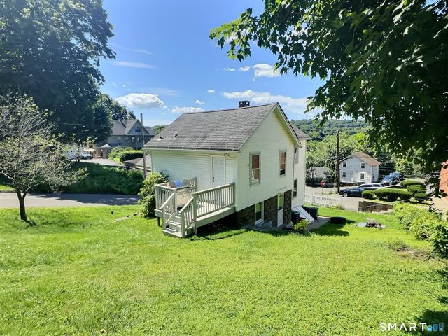 10 Washington Street, Derby, CT 06418