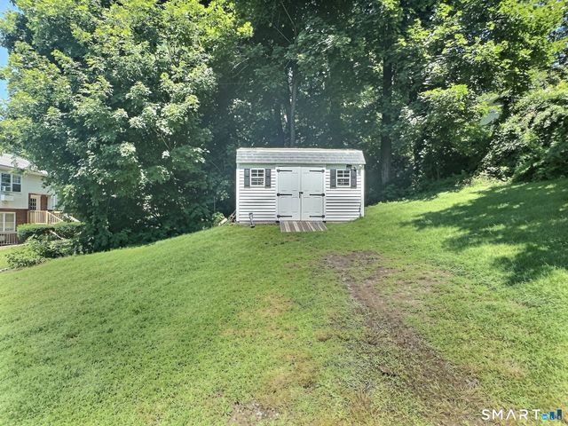 10 Washington Street, Derby, CT 06418