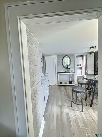 10 Washington Street, Derby, CT 06418