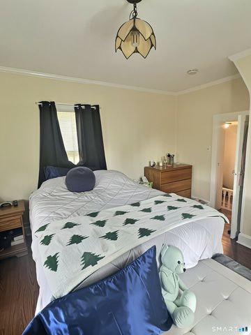 10 Washington Street, Derby, CT 06418