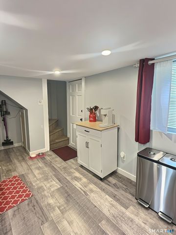 10 Washington Street, Derby, CT 06418