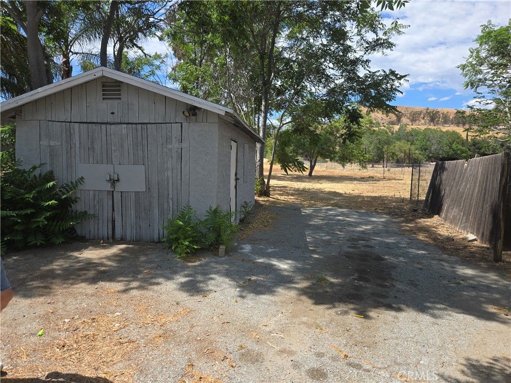 Image 9 of property listing at 619 ST W GILMAN, Banning, CA 92220