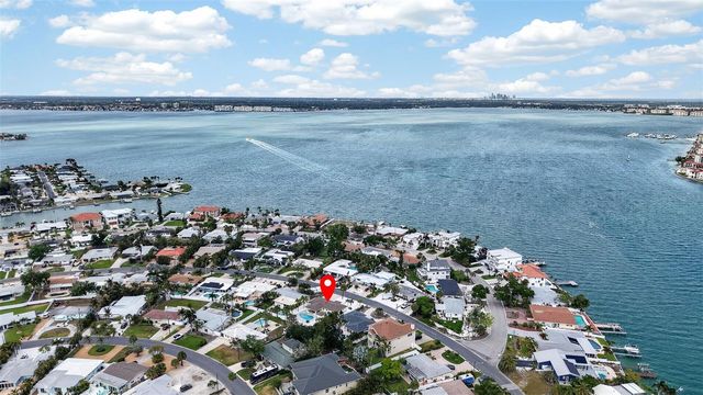 517 39TH AVENUE, St Pete Beach, FL 33706