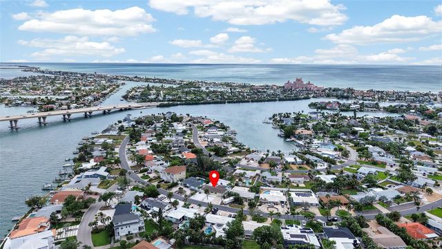 517 39TH AVENUE, St Pete Beach, FL 33706