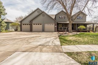 1512 S Larkspur Trl, Sioux Falls, SD 57106