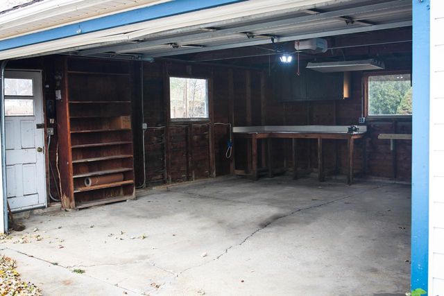 5610 S Hately AVENUE, Cudahy, WI 53110