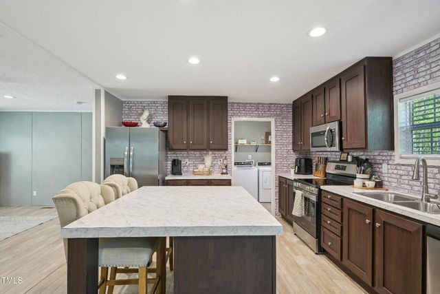 6641 Woodlawn Drive, Oxford, NC 27565