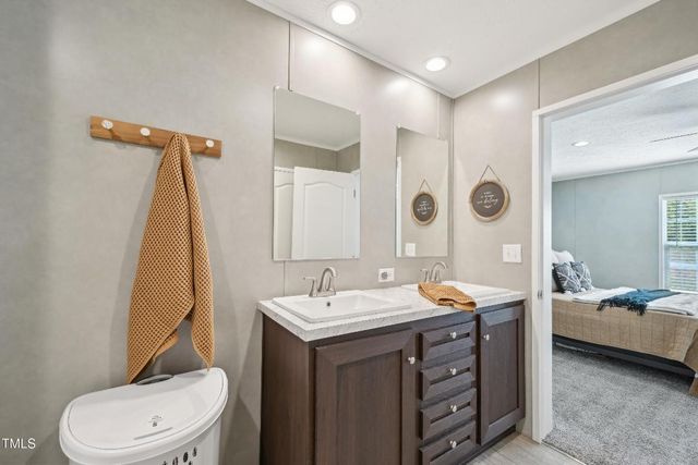 6641 Woodlawn Drive, Oxford, NC 27565