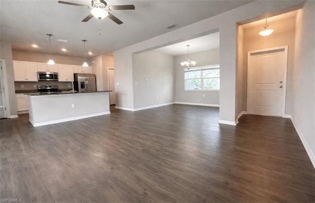 1843 NW 20th PL, Cape Coral, FL 33993