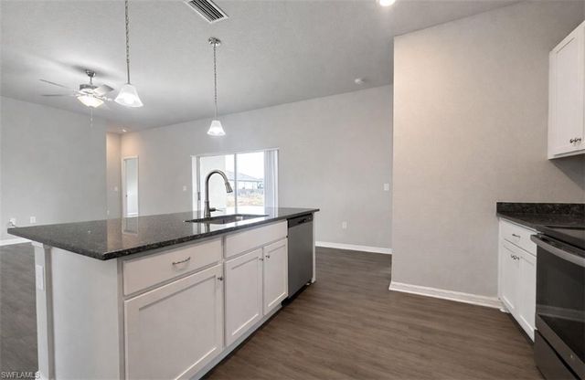 1843 NW 20th PL, Cape Coral, FL 33993