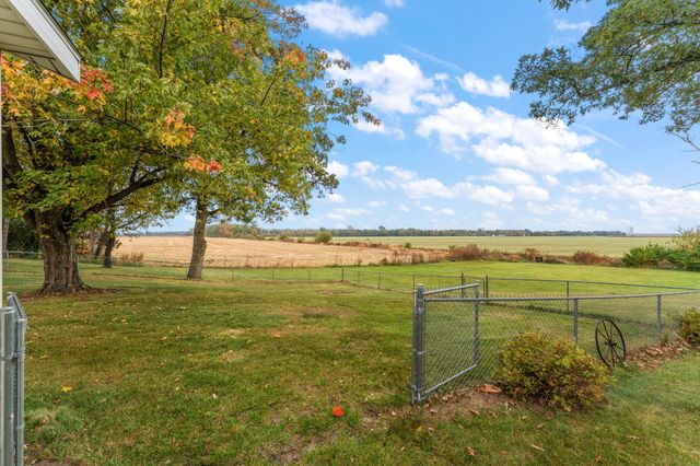 3046 W 1300 N, Wheatfield, IN 46392