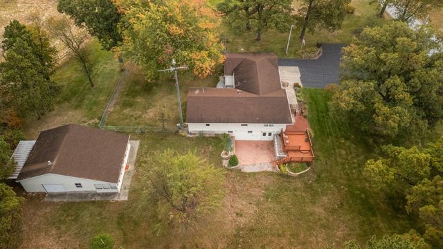 3046 W 1300 N, Wheatfield, IN 46392