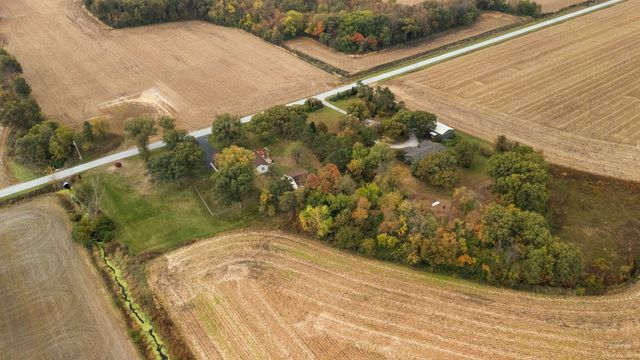 3046 W 1300 N, Wheatfield, IN 46392