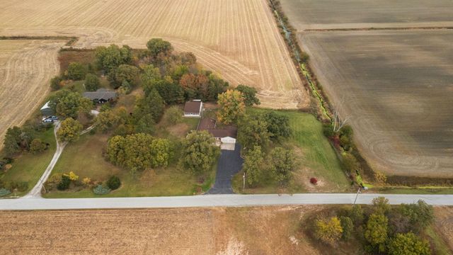 3046 W 1300 N, Wheatfield, IN 46392