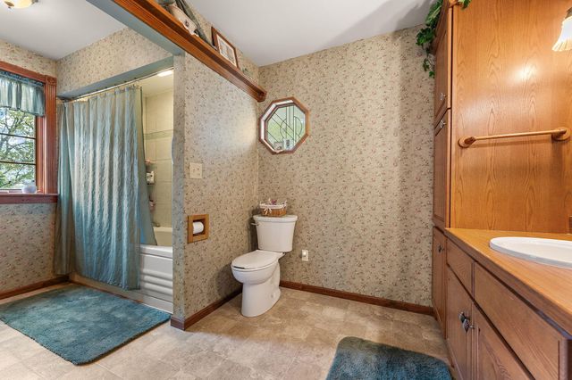 3046 W 1300 N, Wheatfield, IN 46392