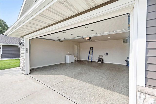 1865 SOUTHBRIDGE ROAD, De Pere, WI 54115