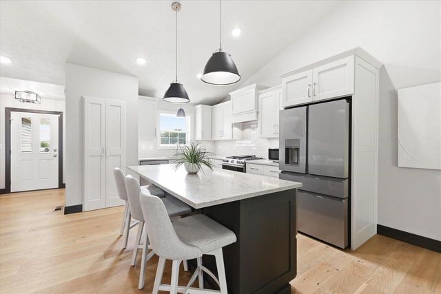 1865 SOUTHBRIDGE ROAD, De Pere, WI 54115