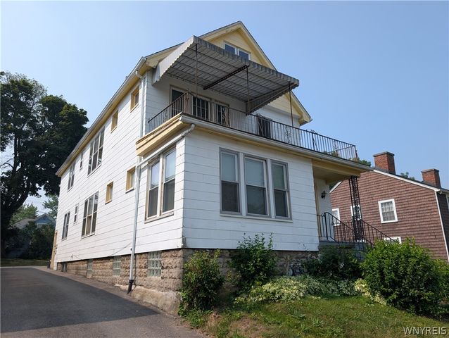 50 Flower Street, Buffalo, NY 14214