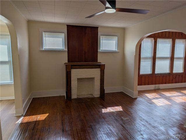 50 Flower Street, Buffalo, NY 14214